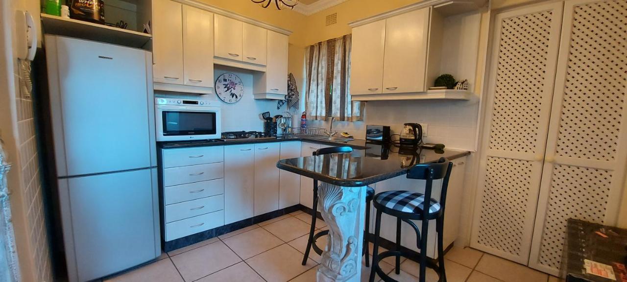 Roosboom Guest Apartments Somerset West Ngoại thất bức ảnh