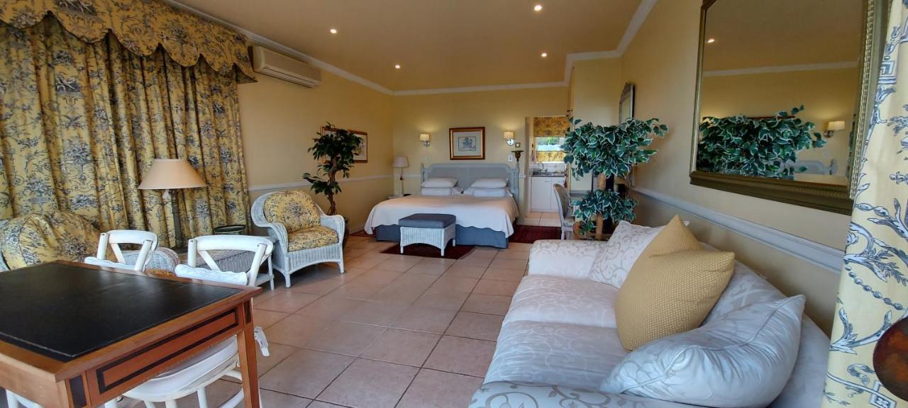 Roosboom Guest Apartments Somerset West Ngoại thất bức ảnh