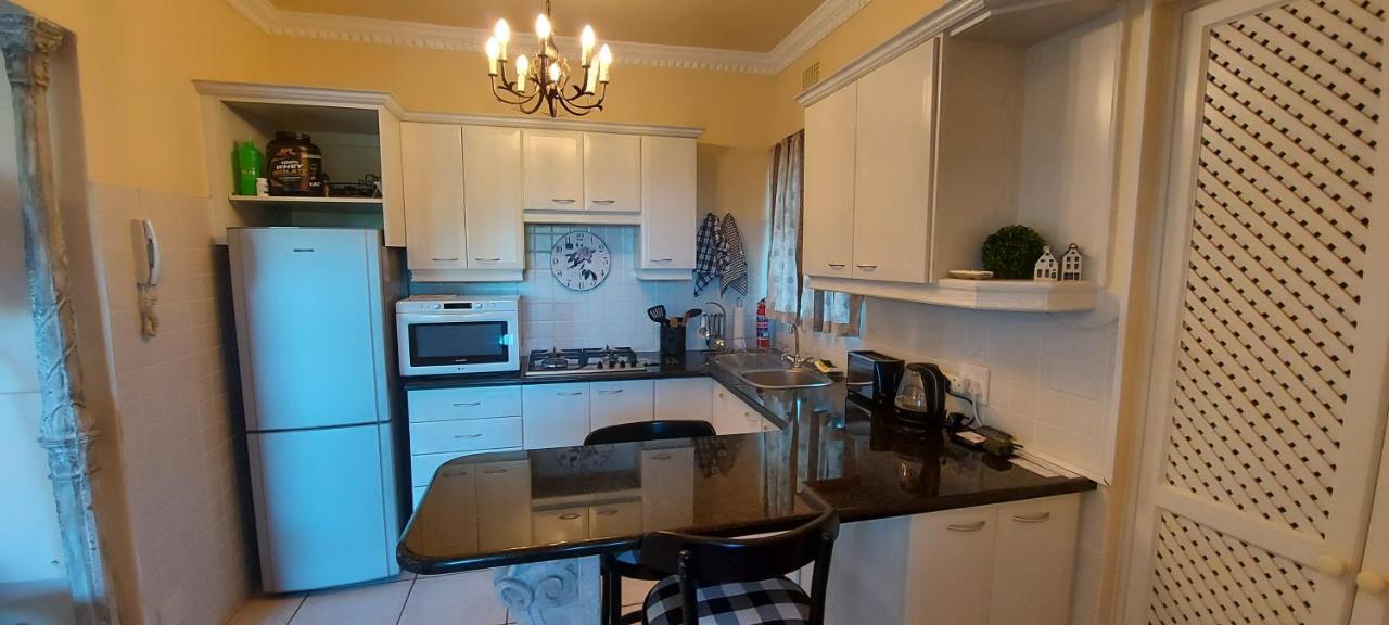 Roosboom Guest Apartments Somerset West Ngoại thất bức ảnh
