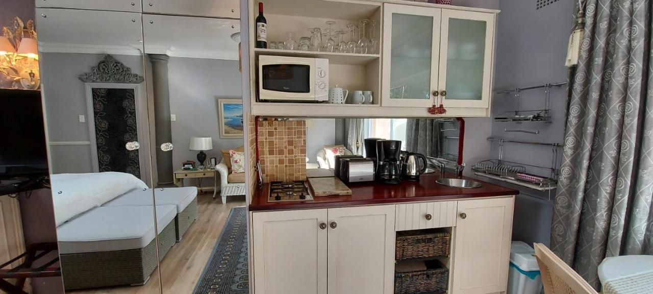 Roosboom Guest Apartments Somerset West Ngoại thất bức ảnh