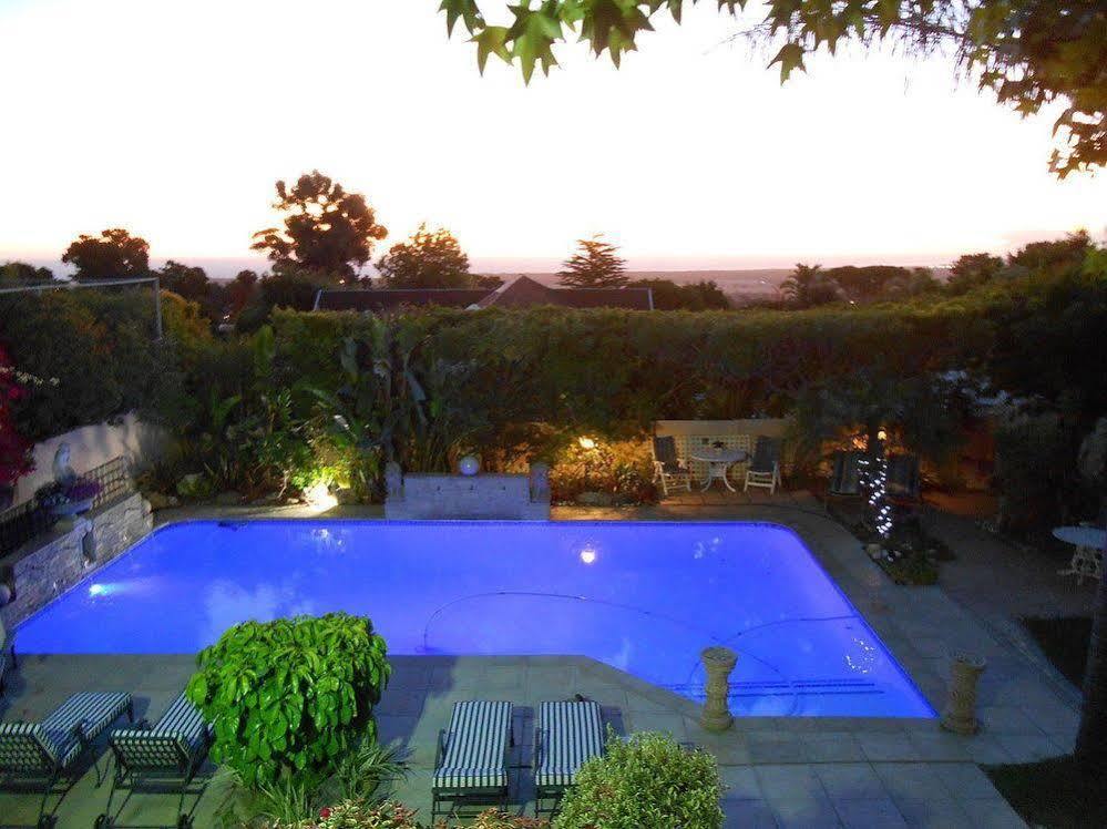 Roosboom Guest Apartments Somerset West Ngoại thất bức ảnh